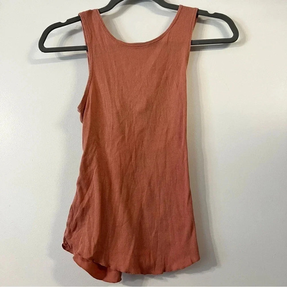 Free People Intimately Pfeiffer Tank Top Ribbed Twist Back Cutout Rose Pink XS - Picture 3 of 6